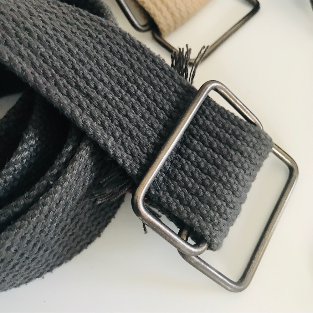 Bundle of 4 Belts - Picture 2 of 8